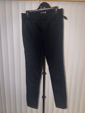Black Skinny Jeans